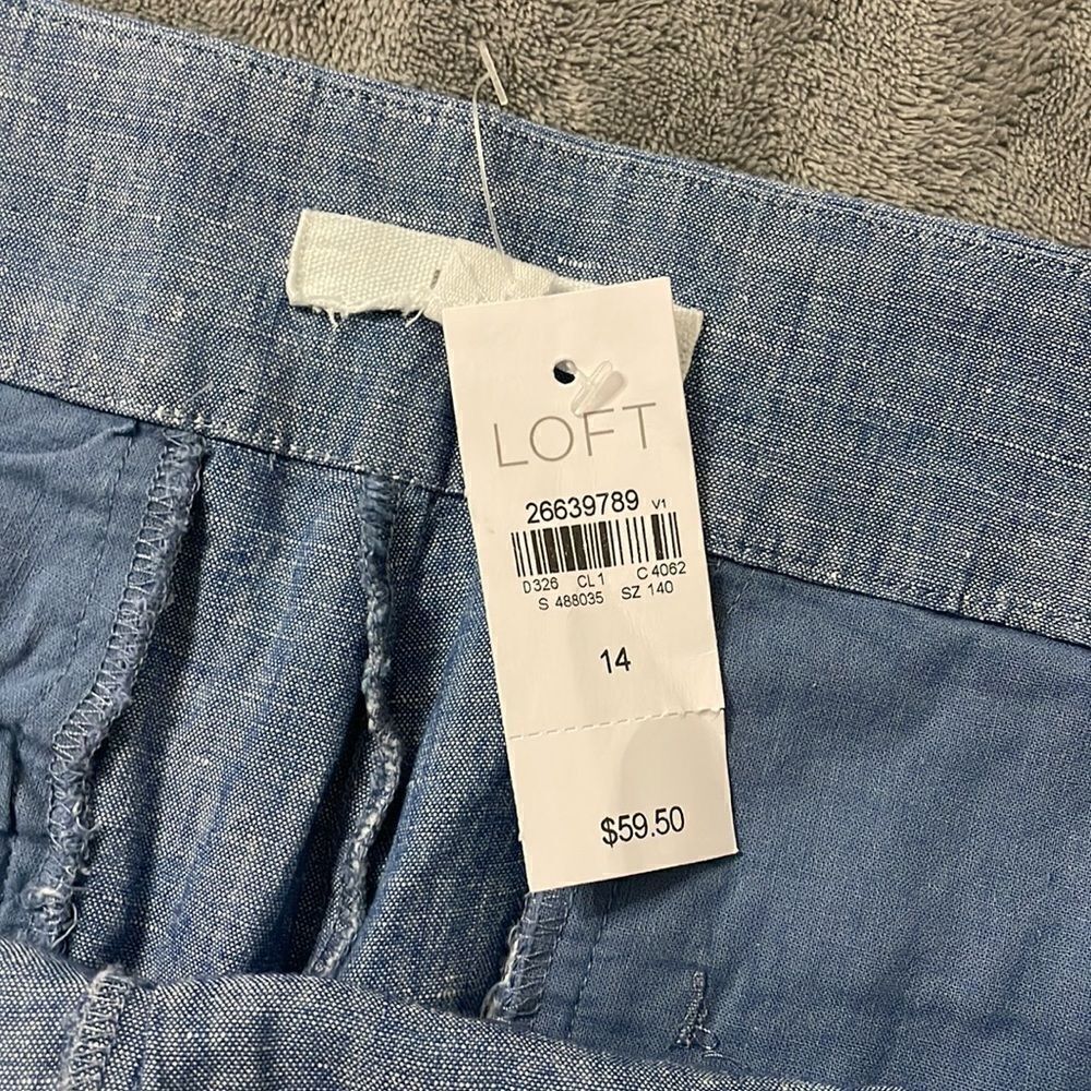 Loft shorts NWT  - Picture 4 of 5